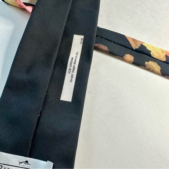 Vintage 1997 ICE CREAM Cone Classic Ralph Marlin Tie, 3.25” x 59” - Picture 8 of 9